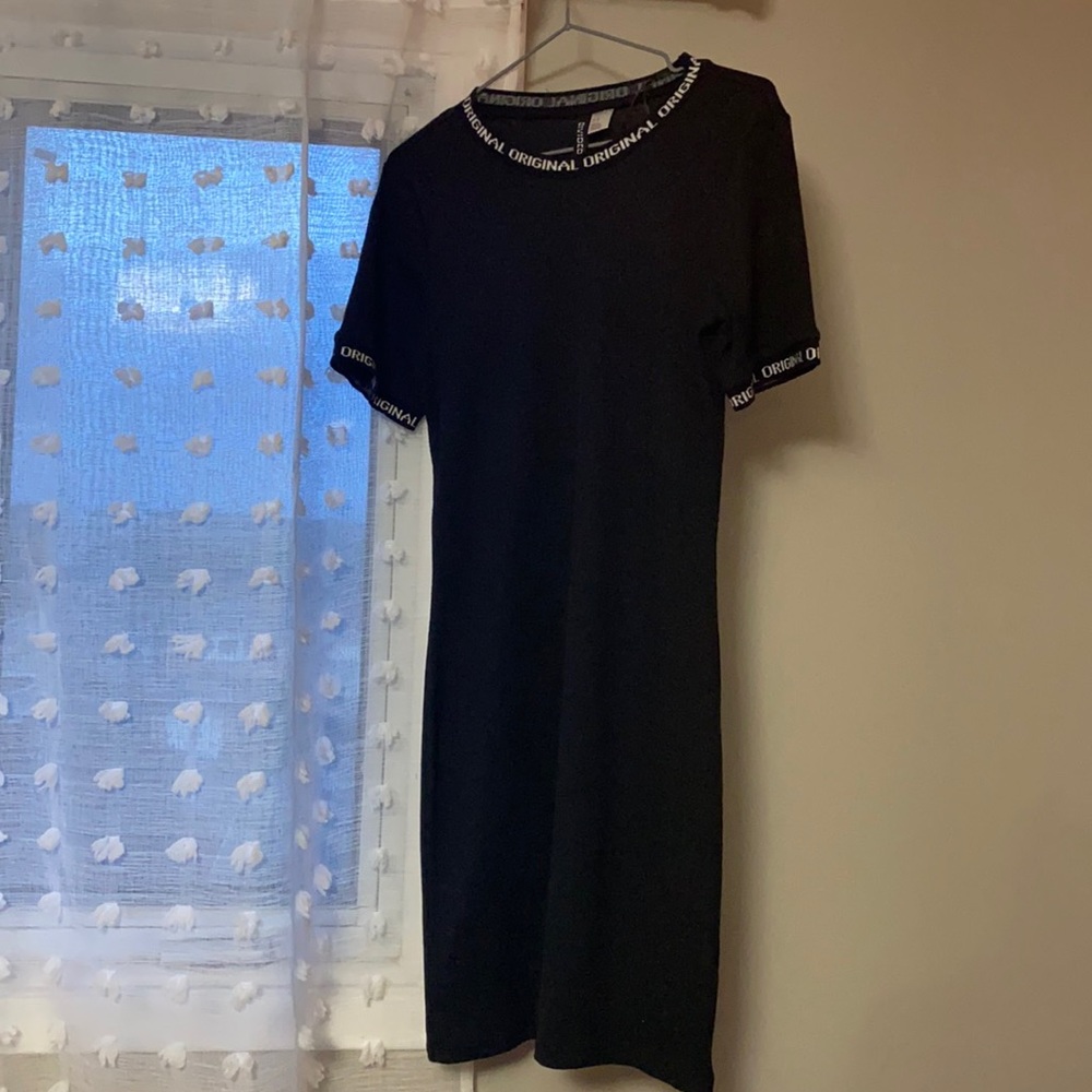 H&M MIDI Black Tshirt Dress